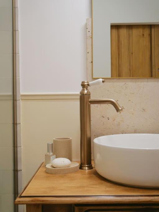 Apartament Les Songes D'Augustine Aigues-Vives  Zewnętrze zdjęcie